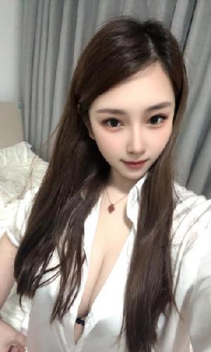 白云舌吻女神婷婷