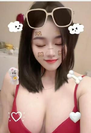 波霸小宝老师