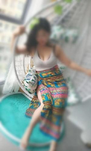 服务系骚少妇