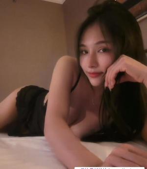 龙岗翘臀骚浪御姐