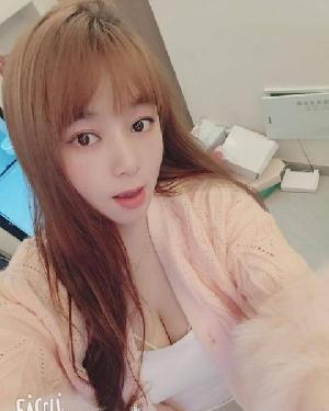 上城巨乳妹