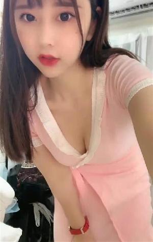 上海妹子，刚下海。自己的公寓
