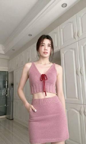 钟楼气质服务系姐姐
