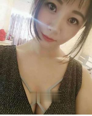 年轻素颜白皙韵味十足姐姐