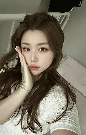 相城翘臀性感妹妹