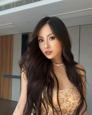 爱运动的蜜桃臀小妖精