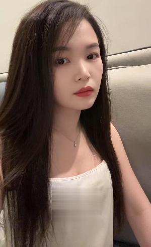 肤白貌美性感妹纸