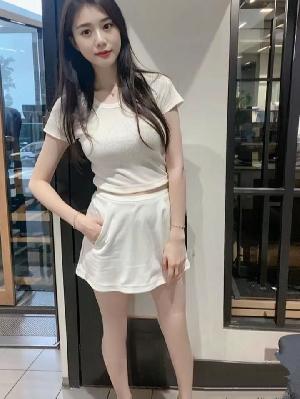 义乌性感粉嫩小骚货