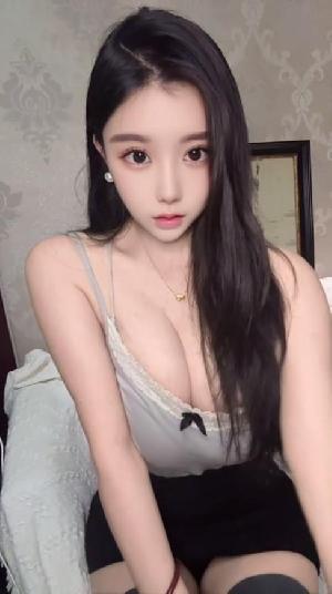 狼友们很少能玩到这豪乳