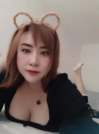 后入敏感潮喷女喷一床