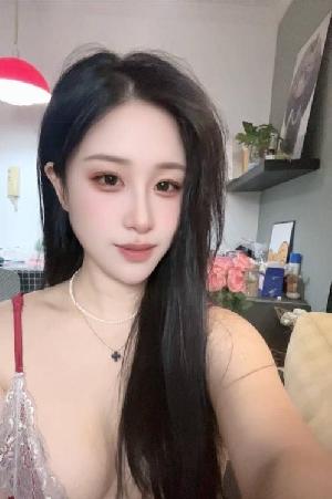 市南白皙女友感清清