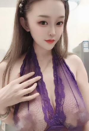 龙华E奶丹妮