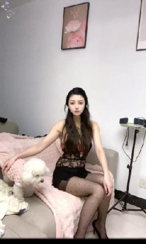 长腿御姐小骚骚