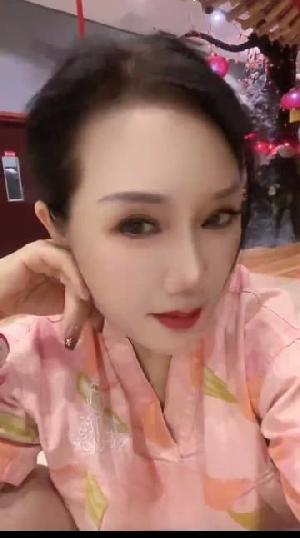 瑶海态度认真的骚熟女