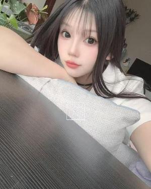 御萝双休的喵喵老师