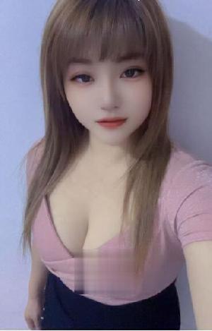 石家庄大胸萝莉范儿皮肤白嫩