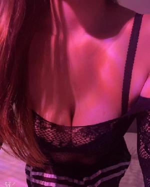 罗湖蜜桃臀少妇