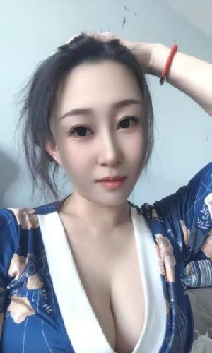 拉丝水床少妇琪琪