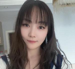 二刷重庆翘臀琴琴少妇