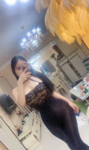 二刷妩媚多姿的美美