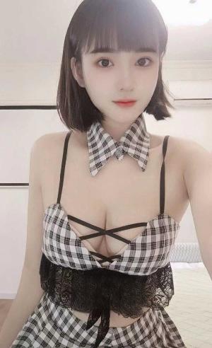 很难遇见的极品制服
