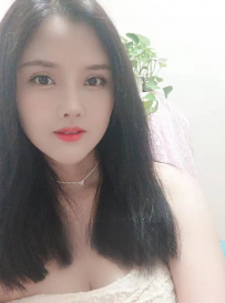 宝安大胸李一桐
