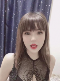 拱北迎宾广场小姐姐