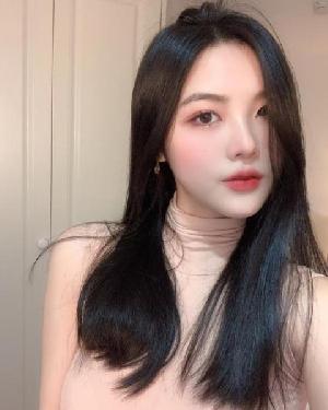 新建区丰满性感少妇