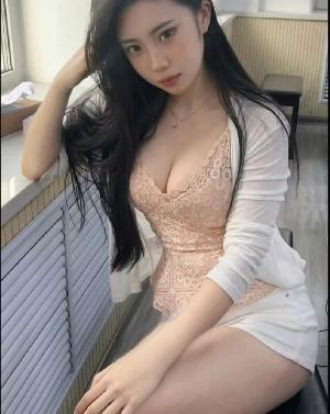 禅城浪荡情趣深喉小少妇