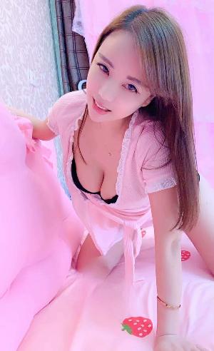 泉山骚逼喷水小美妞