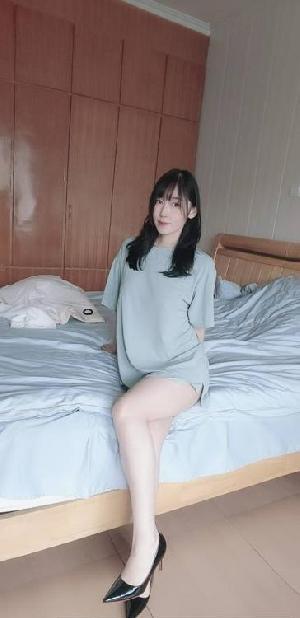 新北气质长腿妹子