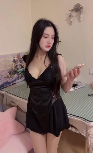 静安 00 后