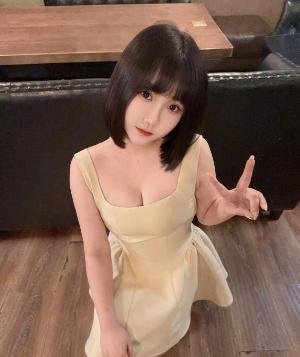 精致漂亮肤白颜值丸子