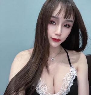 风韵白皙少妇