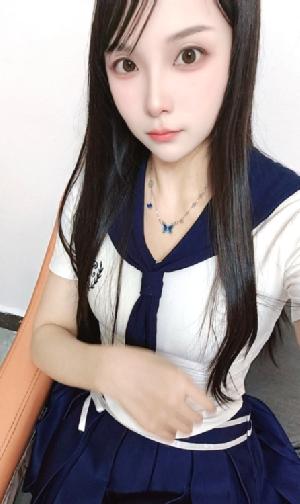 钟爱白云奶妈少妇
