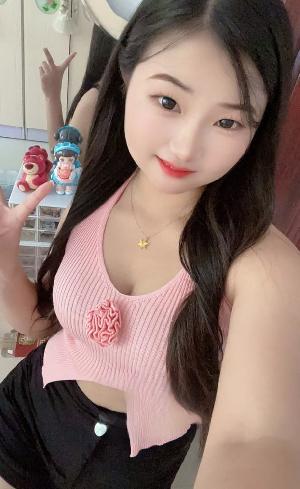 风骚出水小甜妹萱萱