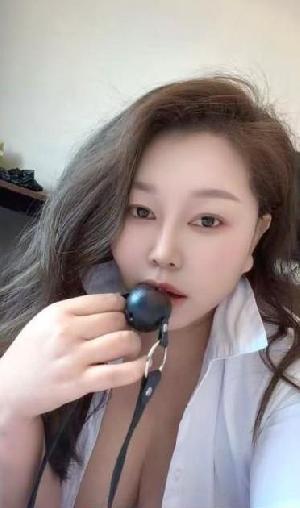 SM大奶风骚少妇
