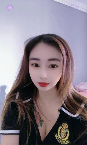 服务体贴风骚少妇
