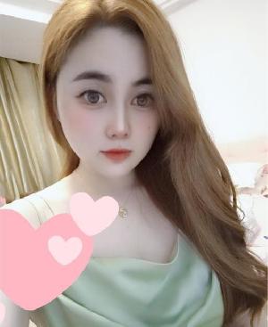 大眼睛肥臀少妇玉玉