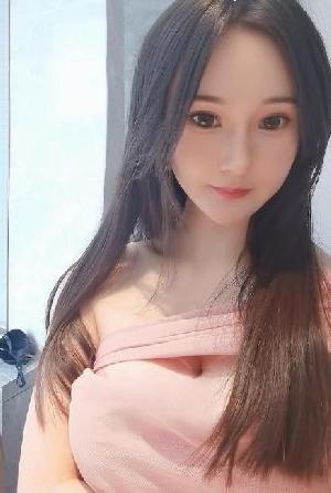 邻家丰满大奶少妇