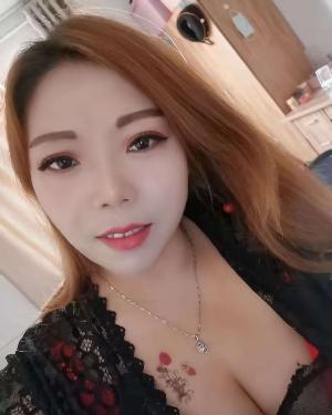 中坦肥臀熟女