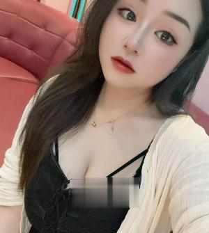 巨乳妹妹很放荡