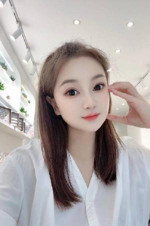 小家碧玉性感身材苏沫