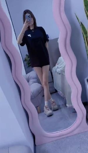 河东长腿小酒窝