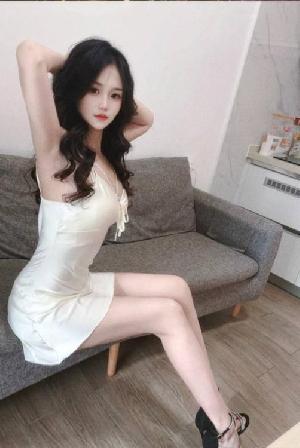 兼职女友系梦舒
