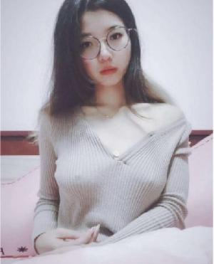 龙华长腿骚妹子