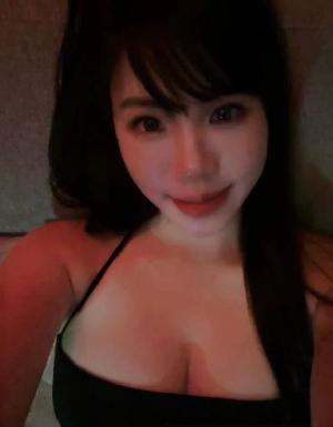 身材很好的大胸御姐