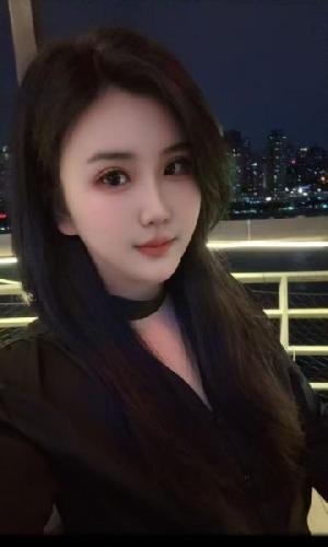 性感大长腿美少女