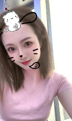 兼职可爱白领美女