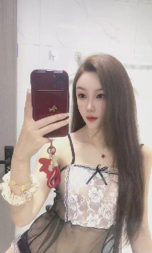 吴中性感长腿靓妹